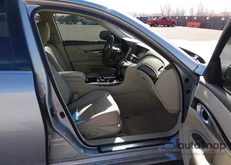 2016 Infiniti Q70 3.7 из США, поврежденный, VIN JN1BY1AP4GM220735